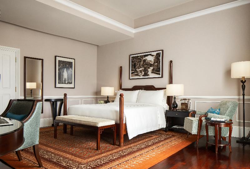 Номер Стандарт Вид на Бассейн, Raffles Grand Hotel D Angkor