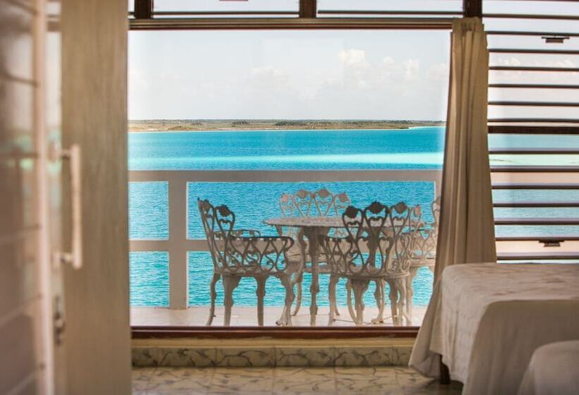 スタンダードトリプルルーム, Laguna Bacalar