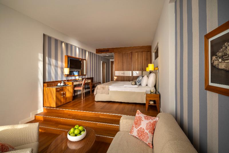 디럭스 테라스 룸 바다 전망, President Hotel, Valamar Collection