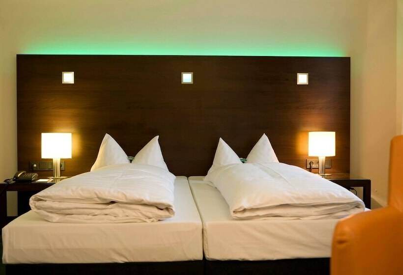 Номер Комфорт, Flemings Hotel München Schwabing