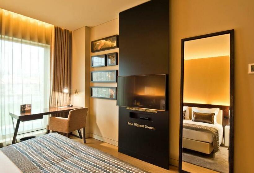اتاق سوپریور, Golden Tulip Sao Joao Da Madeira