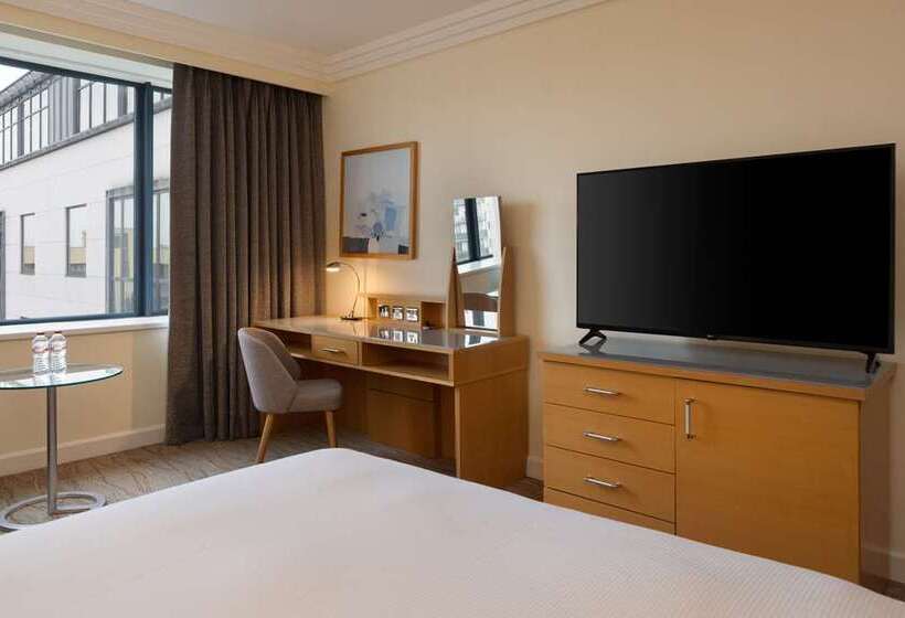 디럭스 룸, Hilton Dublin Airport