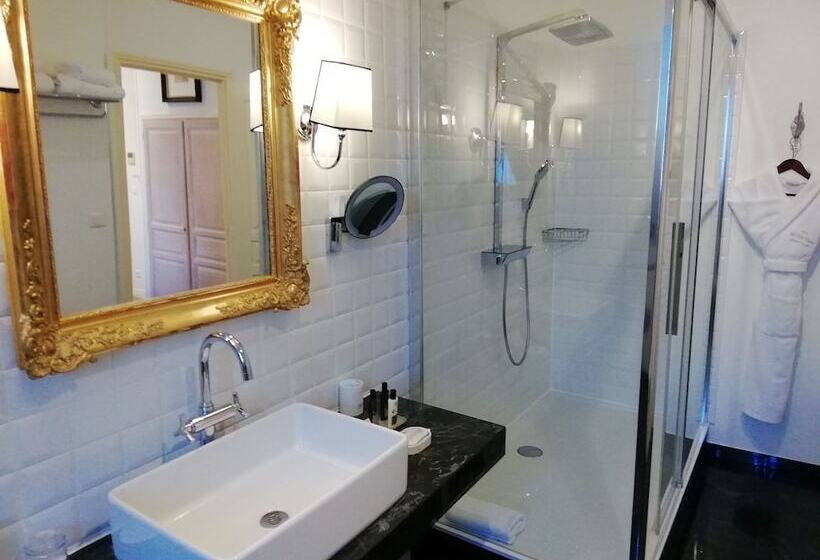 Номер Стандарт, Hôtel La Villa Eugene