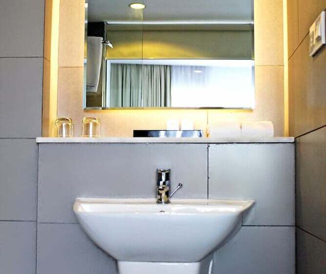 اتاق پرمیوم, Liberty Hotel Saigon Greenview