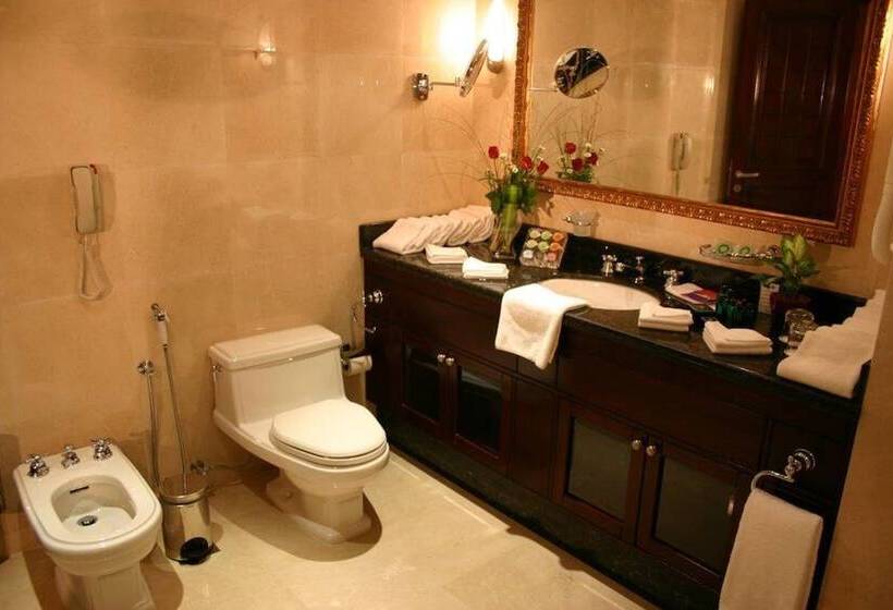Королевский Люкс, Amjad Royal Suites Hotel Jeddah