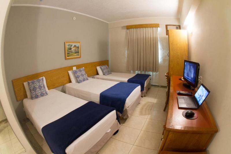 اتاق استاندارد سه نفره, Dan Inn Franca & Convenções