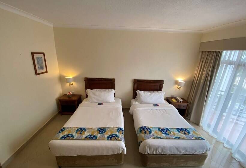 اتاق استاندارد, Golden Tulip Dar Es Salaam