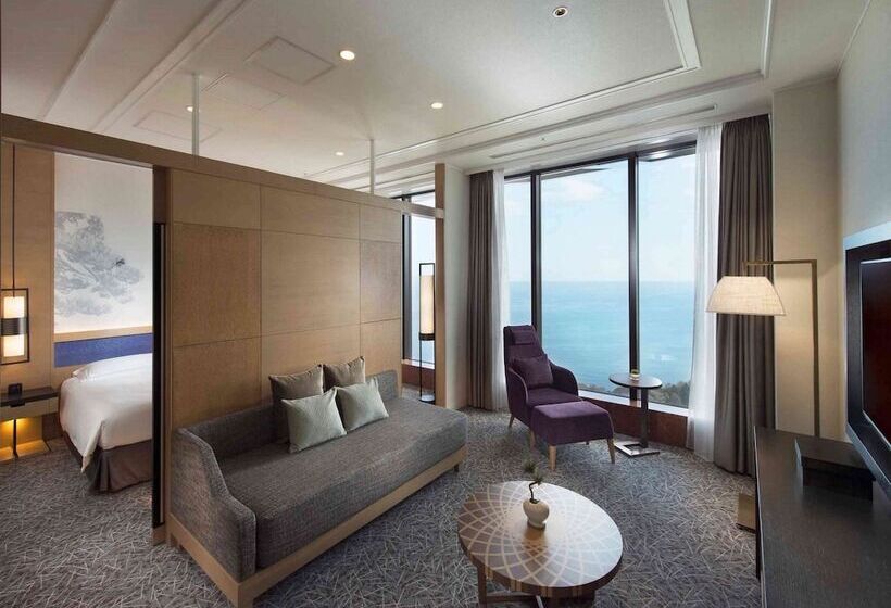 Полулюкс, Hilton Odawara Resort & Spa