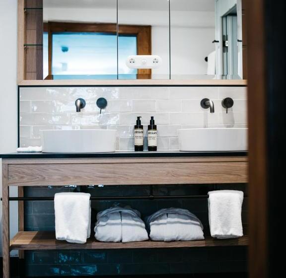스위트, Arthotel Blaue Gans