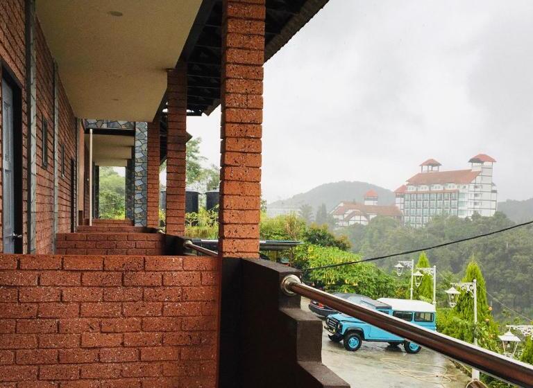 اتاق استاندارد با چشم‌انداز کوهستان, Cameron Highlands Resort