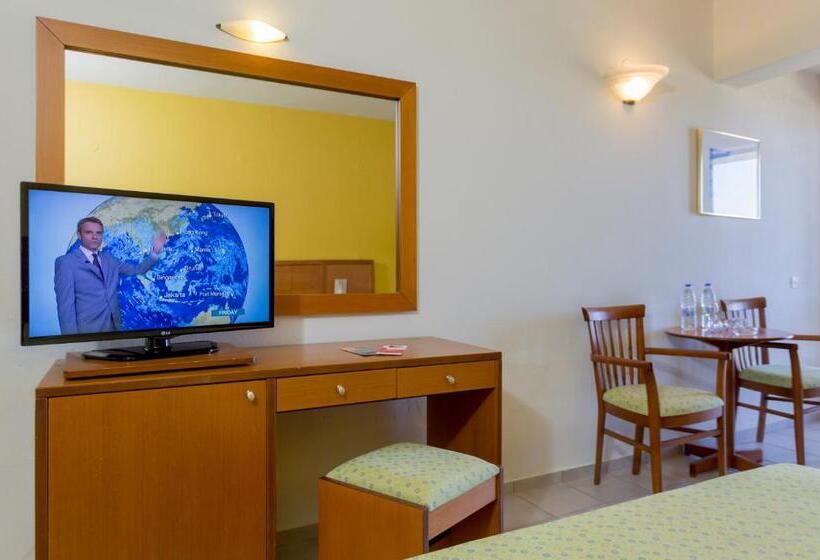Номер Стандарт Боковой Вид на Море, Dessole Malia Beach – All Inclusive