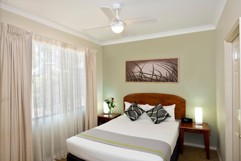 스탠다드 스튜디오 킹침대, Leisure Inn Pokolbin Hill