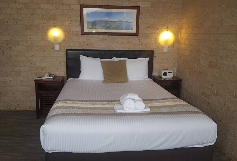 수피리어 룸 퀸 침대, Sanctuary Resort Motor Inn