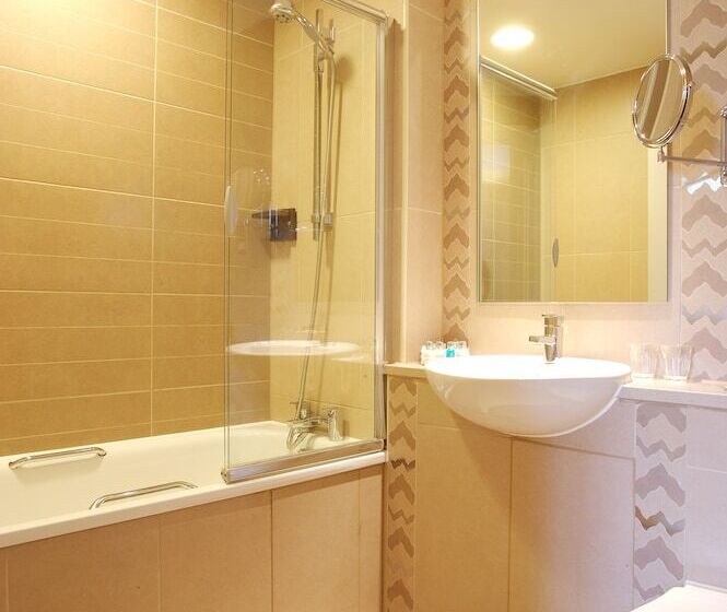 Quarto Estandar Individual, The Pinewood