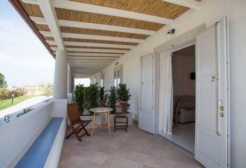 Номер Стандарт, Tritone Lipari