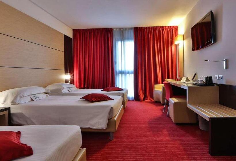 Quarto Triplo Comfort, Best Western Plus Hotel Galileo Padova