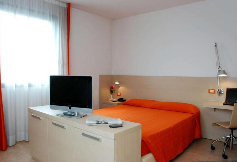 Apartamento 1 Quarto Interior, Best Western Plus Hotel Galileo Padova