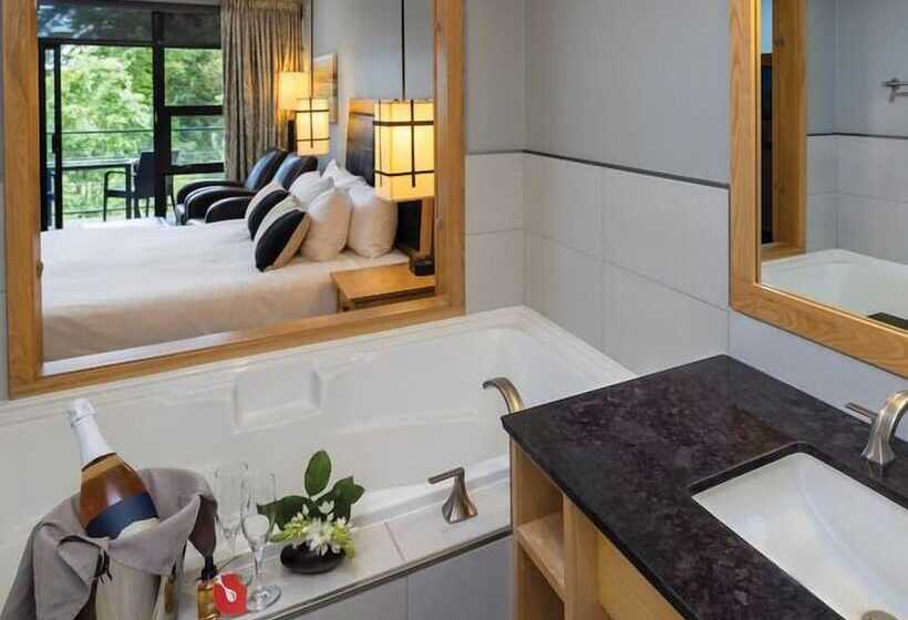 ダブルベッドのクラシックルーム, Brentwood Bay Resort & Spa