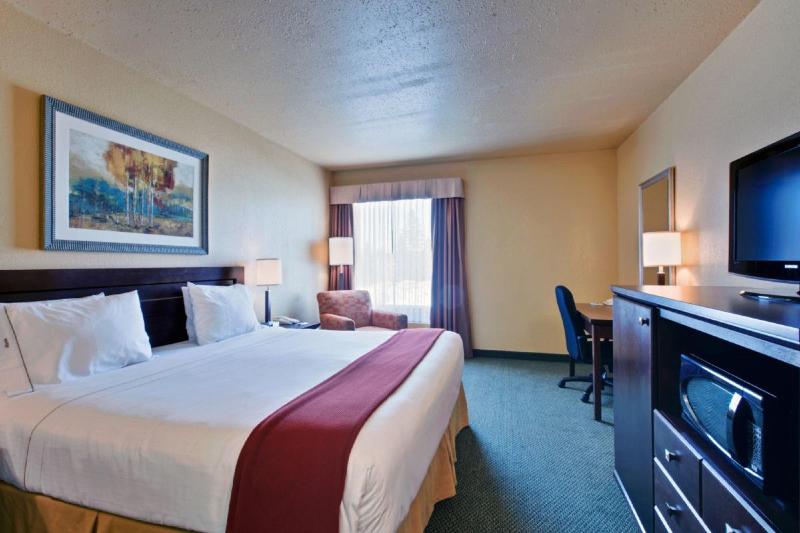 带大床的标准间, Holiday Inn Express Dryden, An Ihg