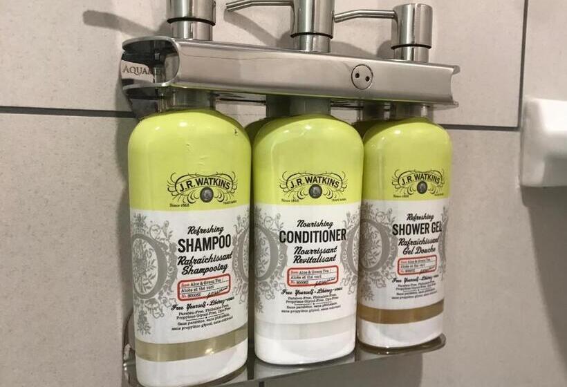 キングサイズベッドのデラックススイート, Holiday Inn Express & Suites Halifax   Bedford, An Ihg