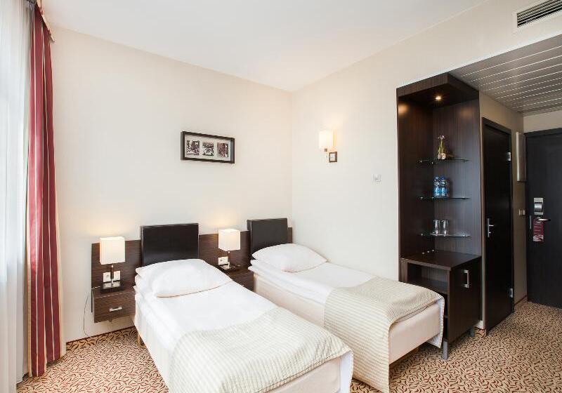 Номер Стандарт, Qubus Hotel łódź