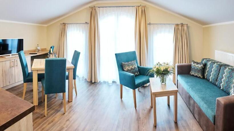 带1个卧室的带阳台的公寓, Akzent Apartmenthotel Residenz