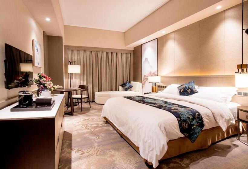Quarto Deluxe, Jin Jiang Pine City