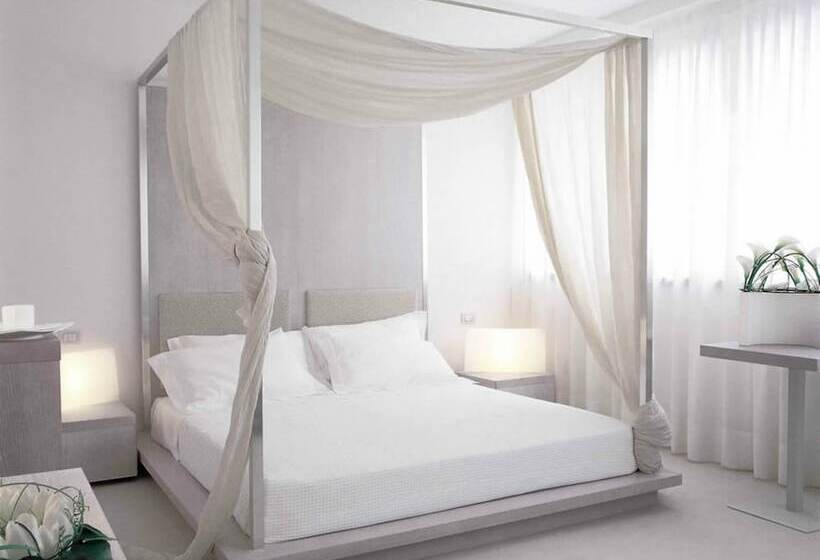 سوییت جونیور, Methis Hotel & Spa