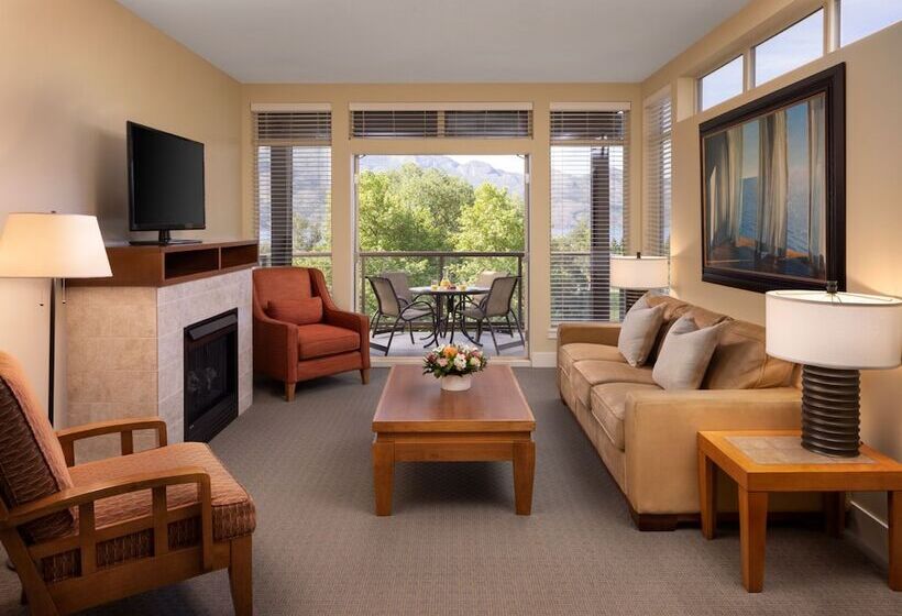 Люкс Вид на Горы, The Cove Lakeside Resort