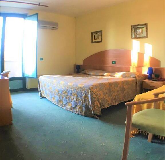 Номер Стандарт Трехместный, Ascot Lodging