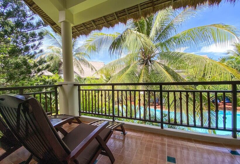 اتاق لوکس با چشم‌انداز باغ, Bamboo Village Beach Resort & Spa
