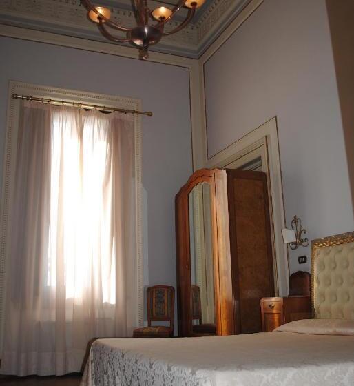 带海景的标准房, Villa Tina