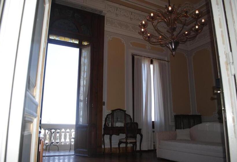 小型套房带海景, Villa Tina