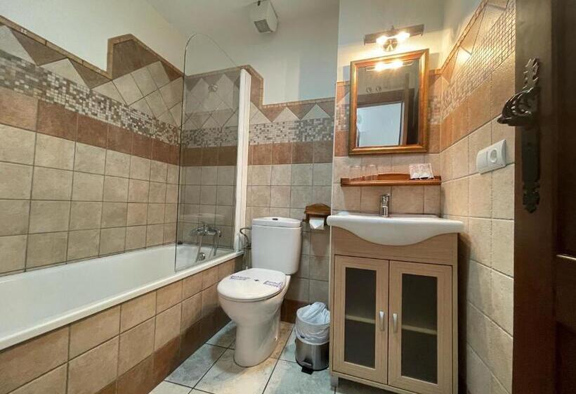 Standard Room, Al Andalus