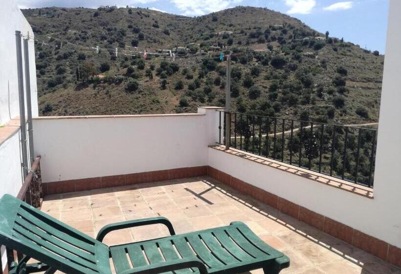 1 Bedroom Apartment with Terrace, Al Andalus