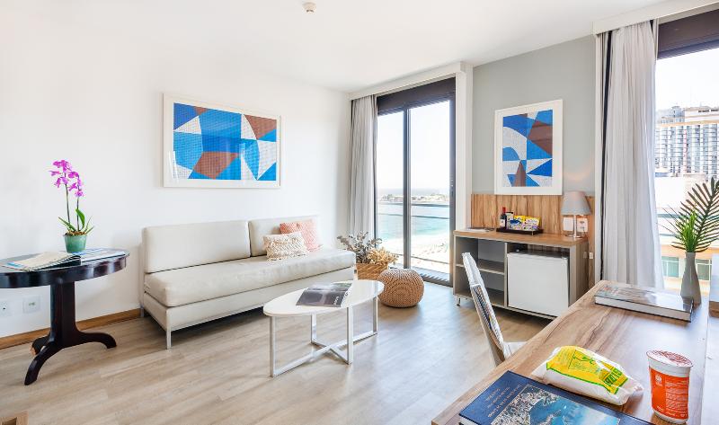 سوییت جونیور با چشم‌انداز جانبی دریا, Pestana Rio Atlantica