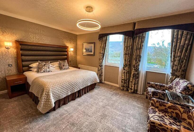 Номер Стандарт Вид на Озеро, Lodore Falls Hotel & Spa
