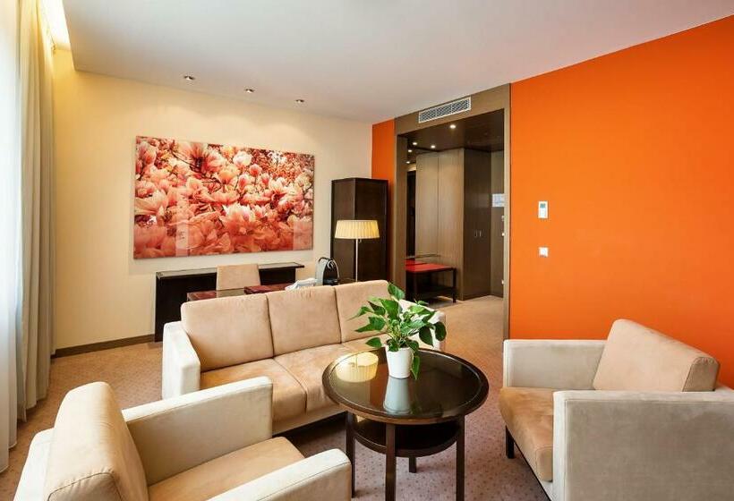 스위트, Austria Trend Hotel Savoyen Vienna   4 Stars Superior