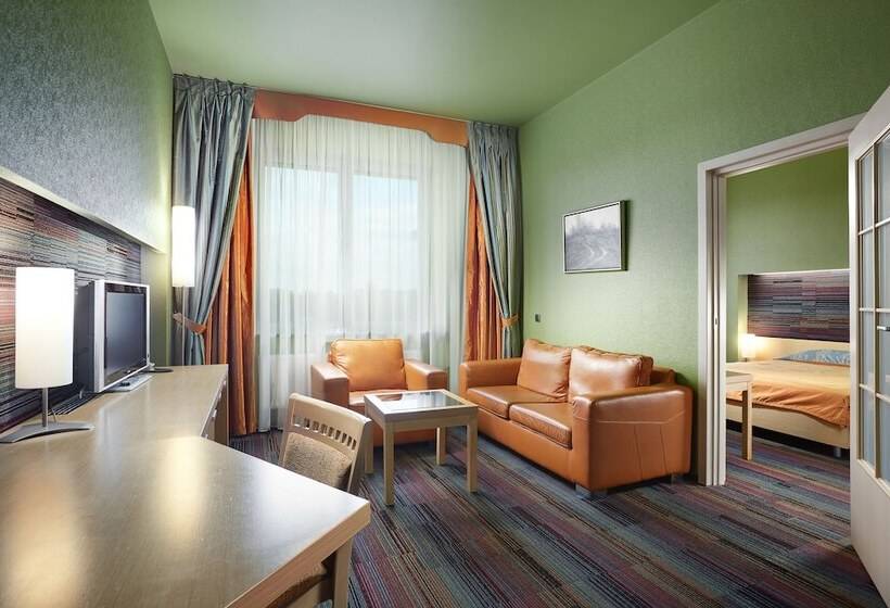 Люкс, Victoria  & Business Centre Minsk