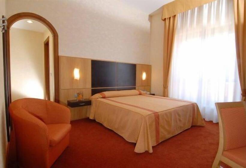 Номер Стандарт Трехместный, Villa Luisa
