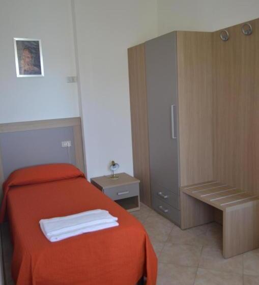 Номер Стандарт Индивидуальный, Albergo Diana