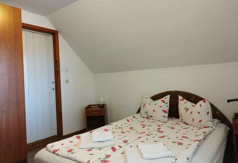 آپارتمان 3 خوابه, Casa Ildikó