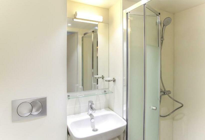 Habitació Executiva, Reseda