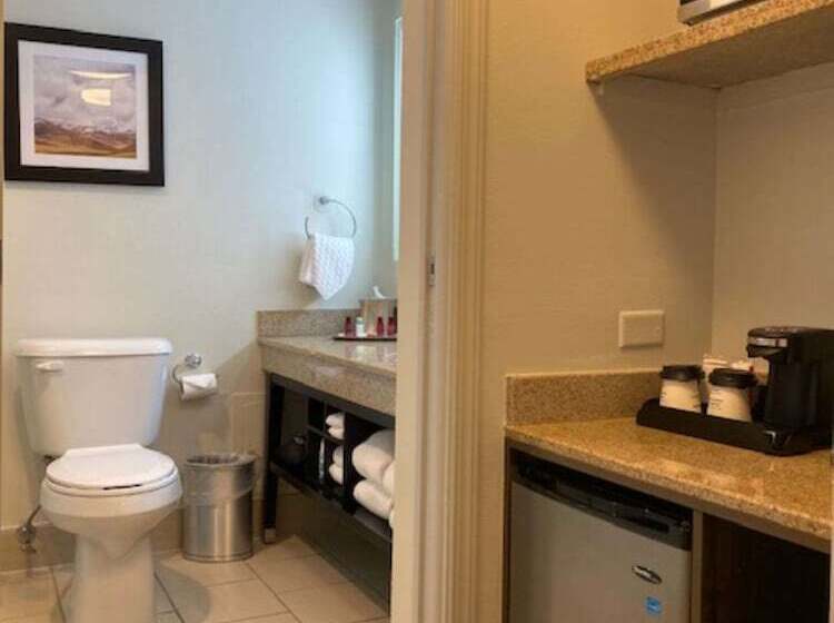Люкс Вид на Бассейн, Best Western Premier Denver East