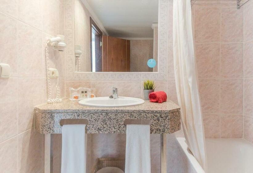 Quarto Triplo Estandar, Coral Beach By Mij