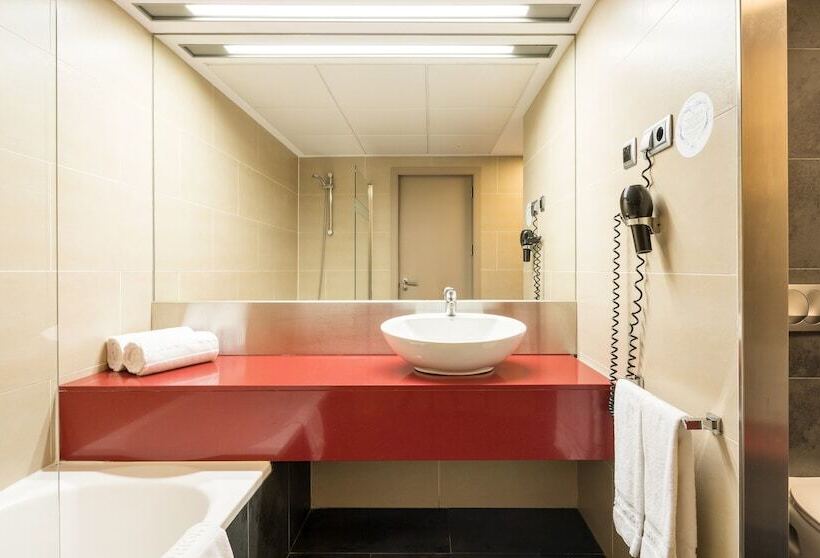 Номер Стандарт Трехместный, Ilunion Barcelona