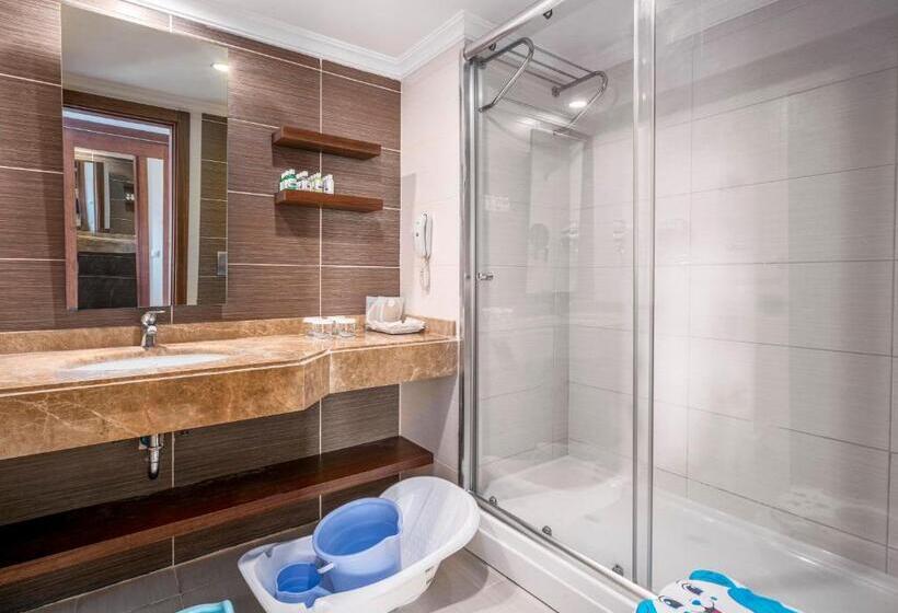 اتاق استاندارد با چشم‌انداز دریا, Leodikya Kirman Premium - Ultra All Inclusive