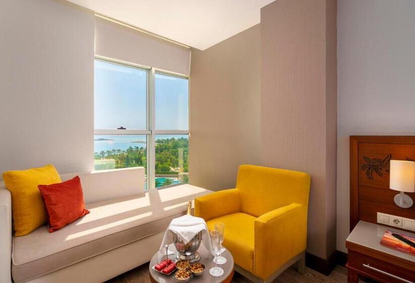 سوییت جونیور با چشم‌انداز دریا, Leodikya Kirman Premium - Ultra All Inclusive