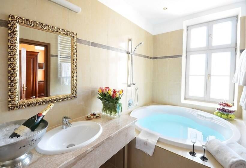 Номер Deluxe, Wolne Miasto Old Town Gdańsk