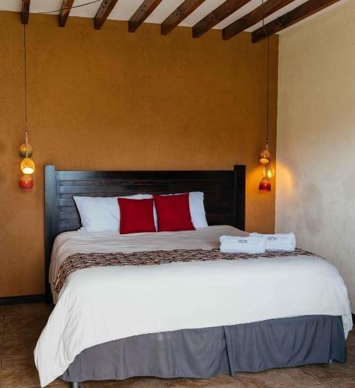 استودیوی استاندارد, Casa 1800 Ataco Hotel Boutique
